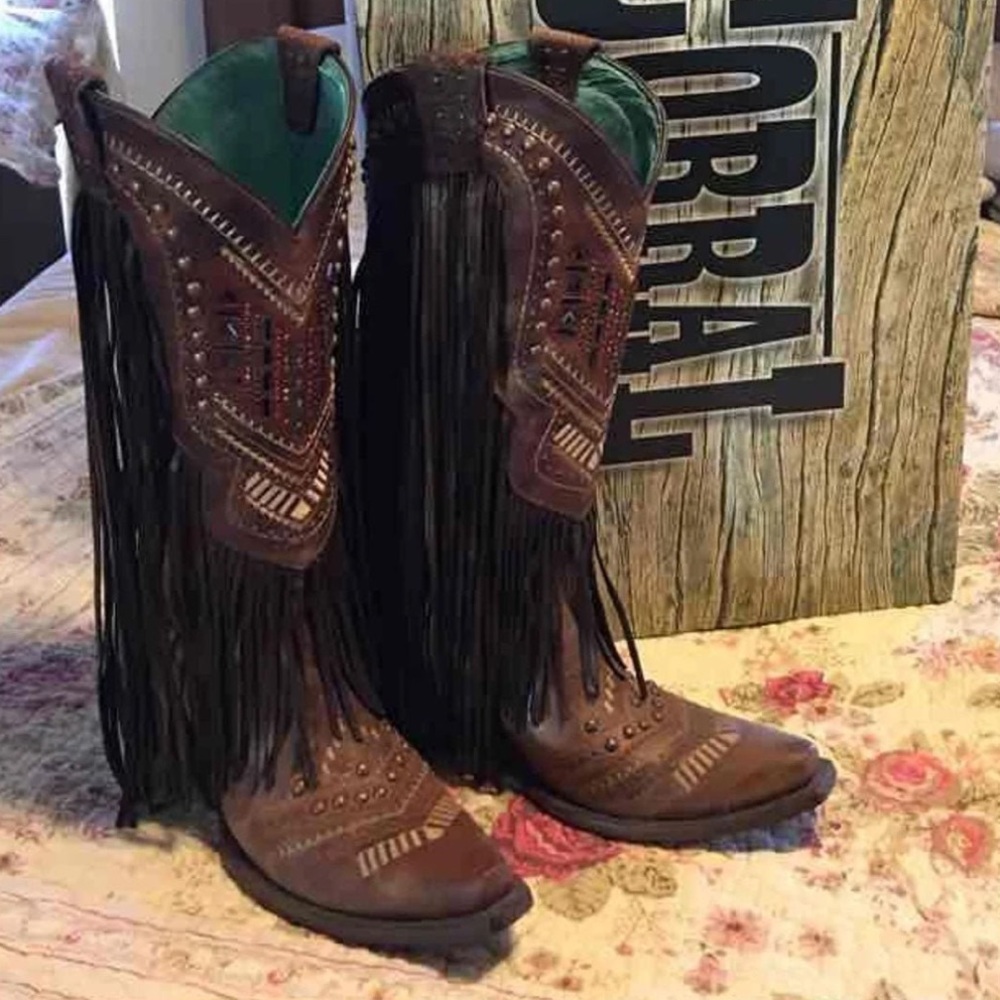 Corral fringe boots